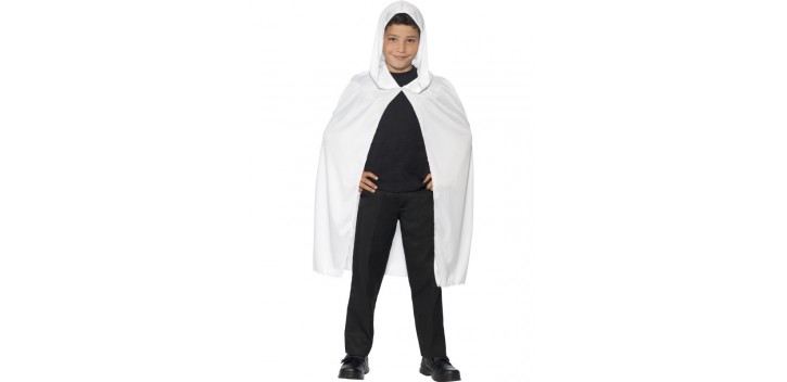 Capa con capucha blanca